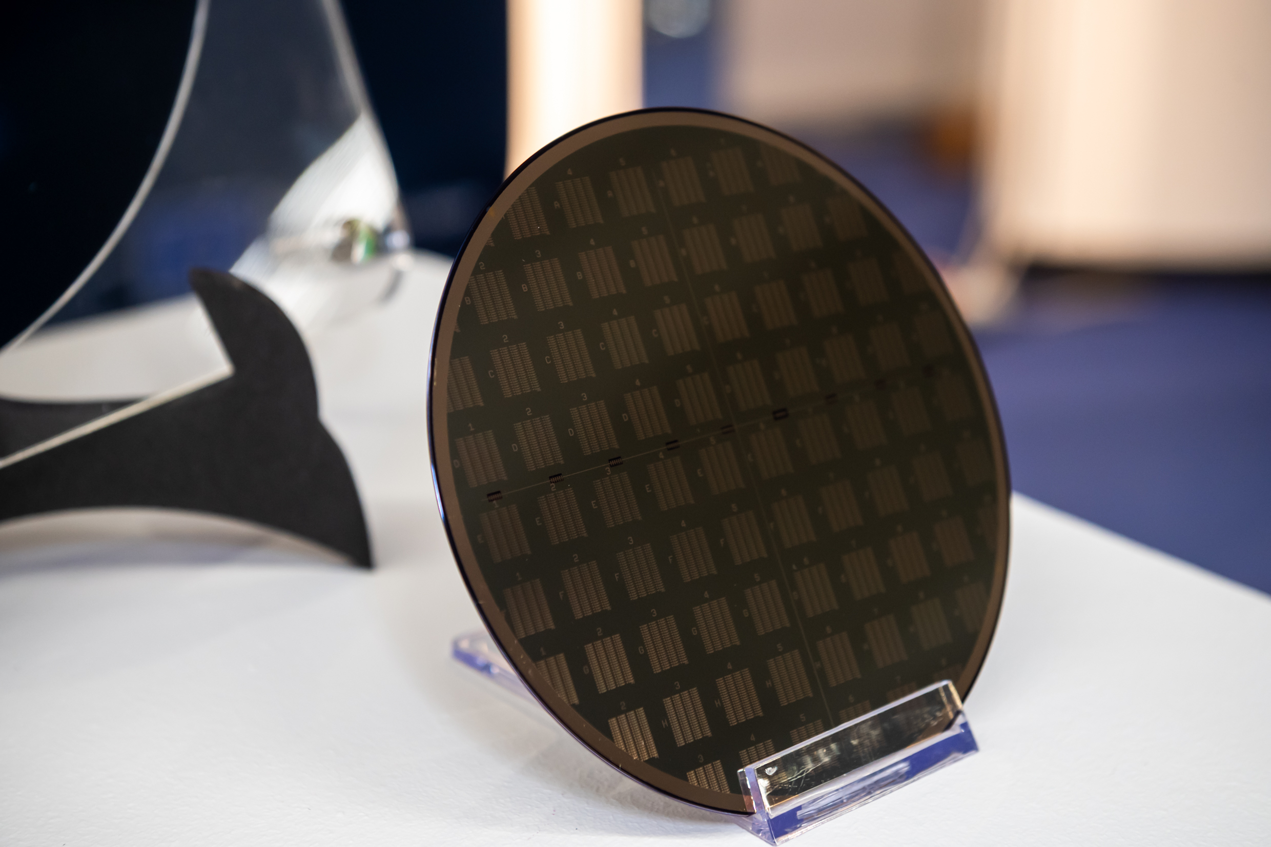 sample wafer for 2D-PL MPW run at AMO