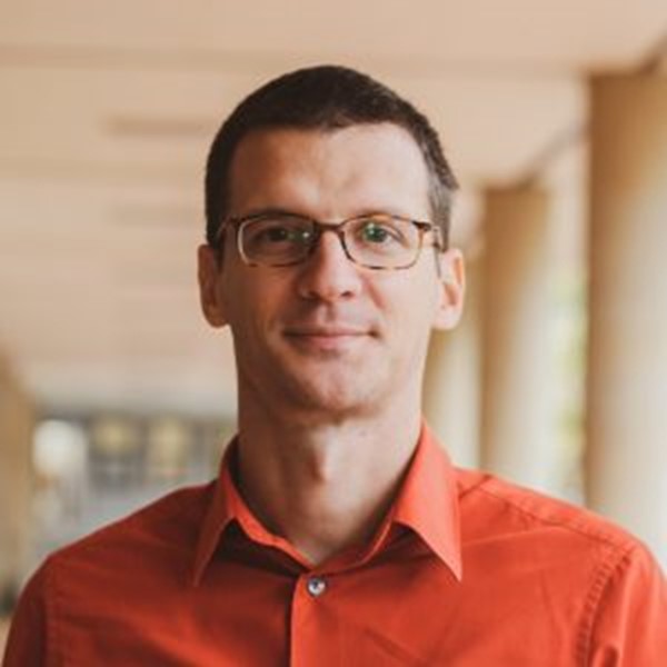 Dr. Marko Spasenović