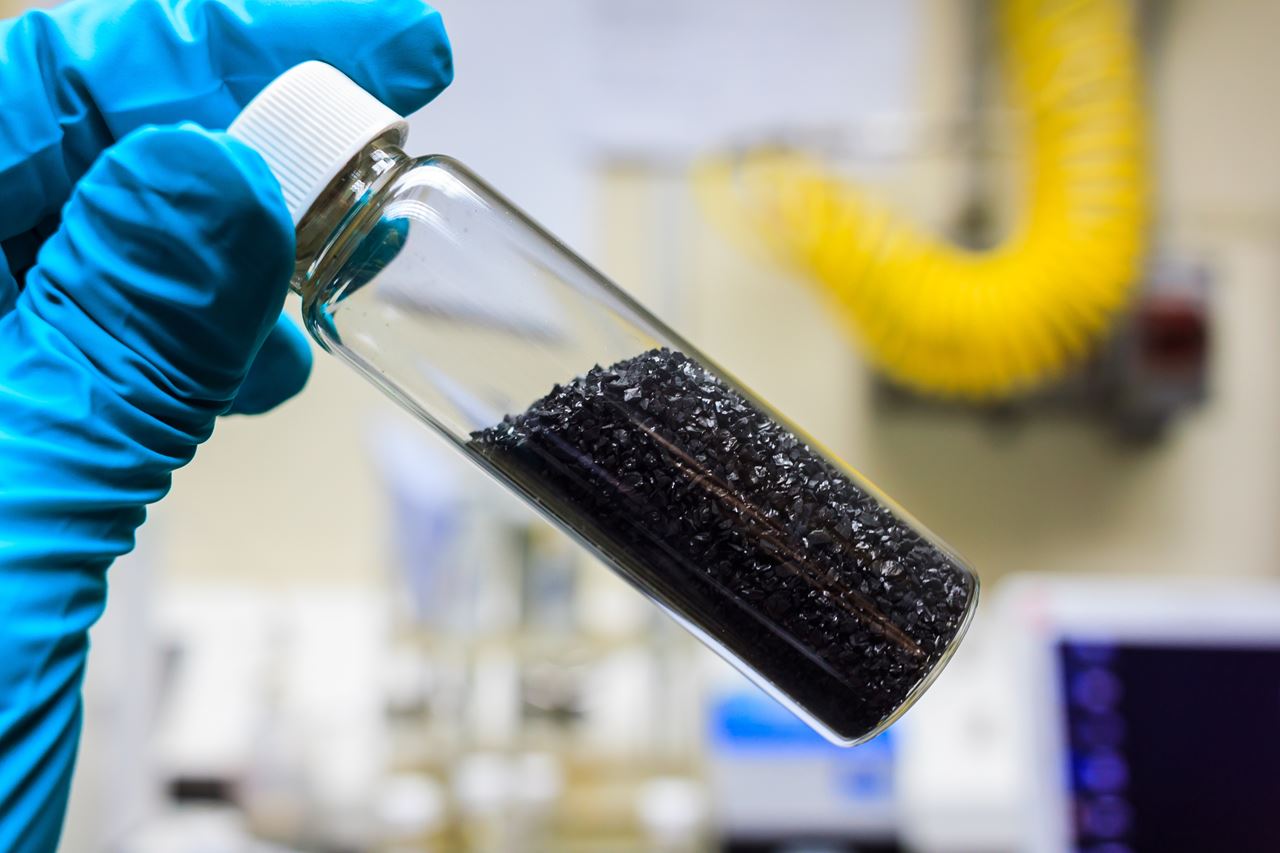 Graphene flakes in bottle