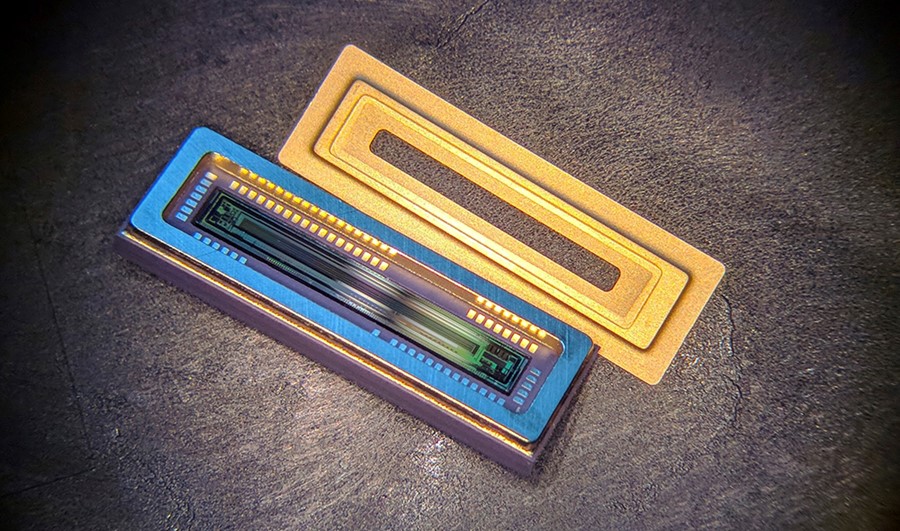 Emberion has introduced a novel cost-competitive graphene-based linear array sensor with tailor made CMOS read-out circuits. 