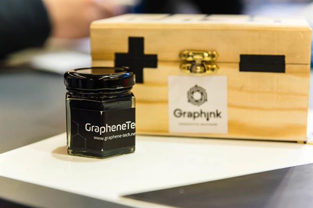 Graphene ink for printed circuits of GrapheneTech / Graphene Flagship
