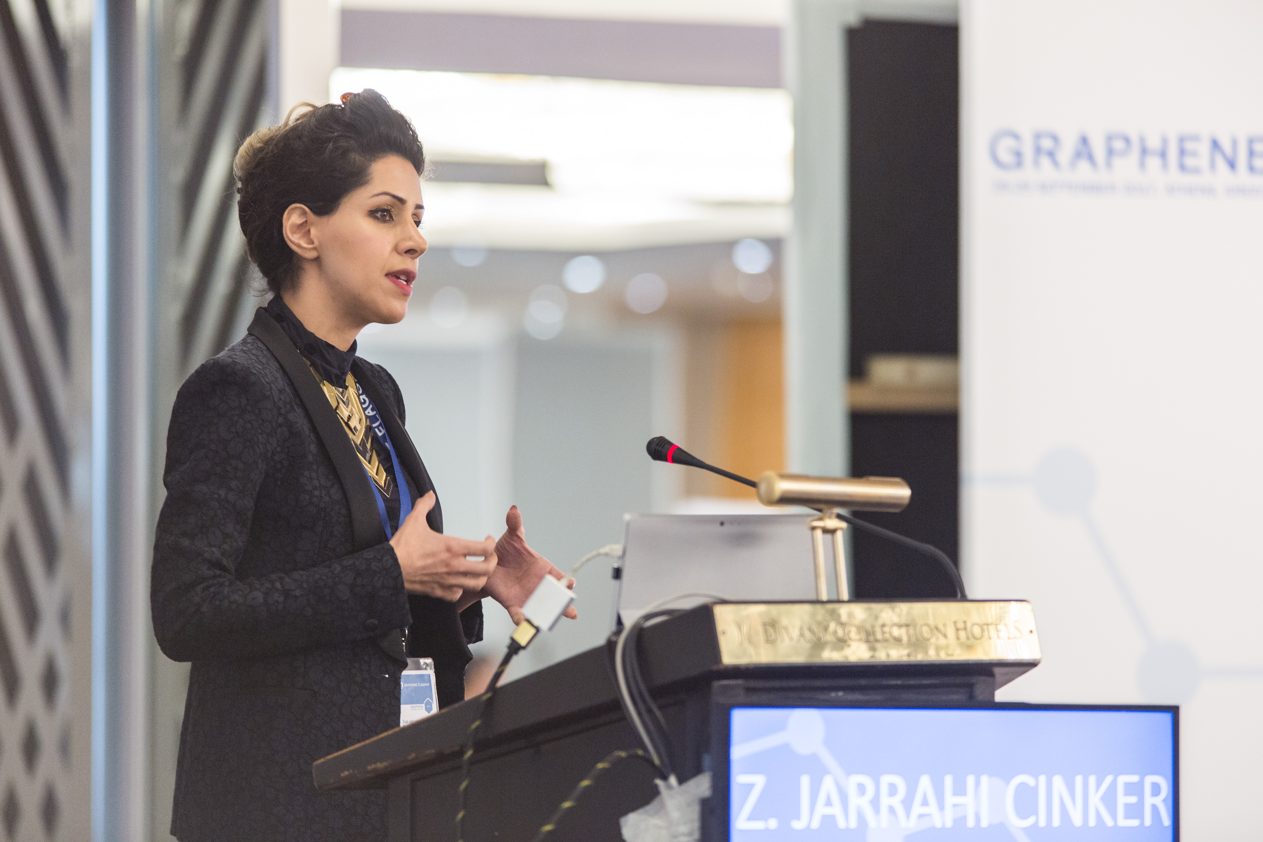 Speaker at the Graphene Week 2017