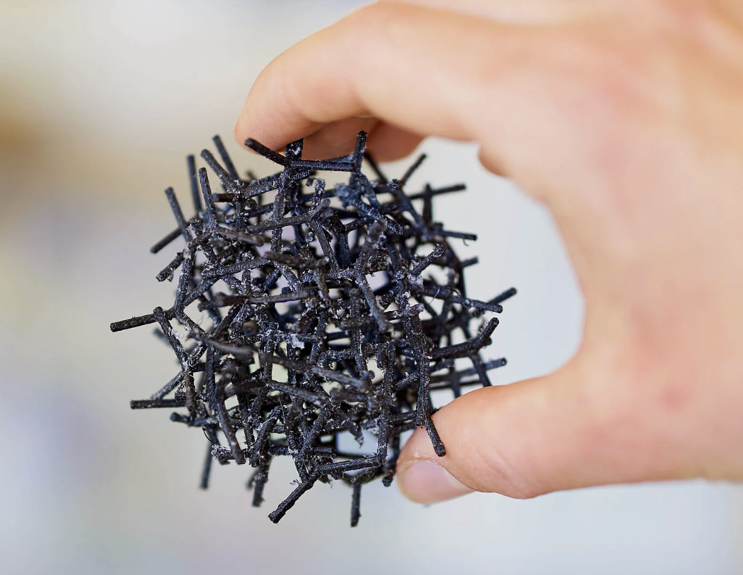 Aero Materials graphene tubes