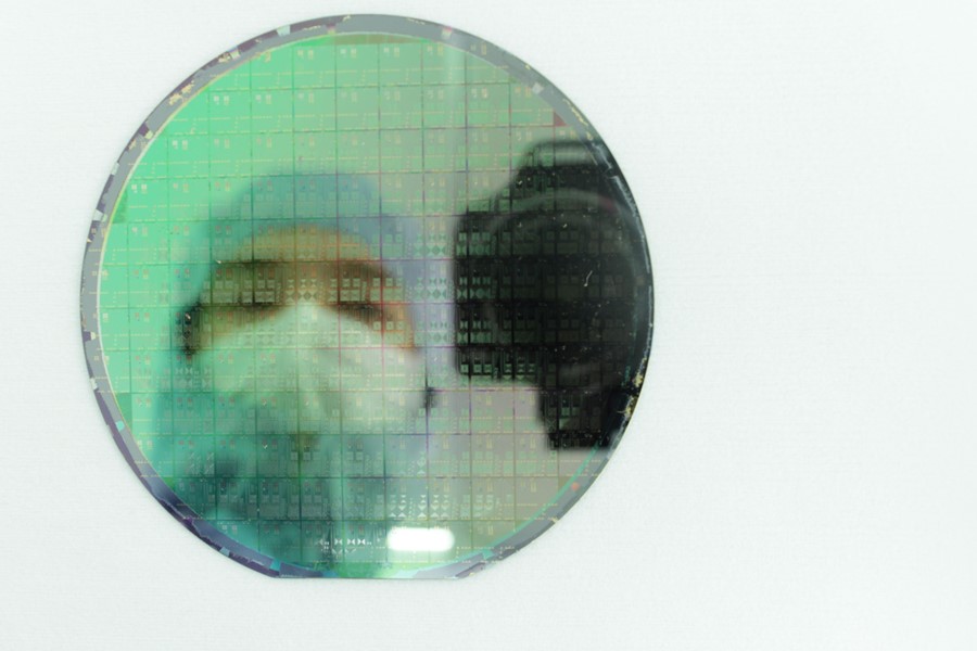 Quellmalz's reflection on a prototype wafer