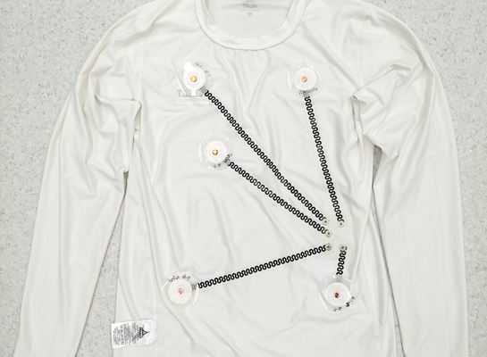Shirt with printed graphene electrodes for electrocardiogram