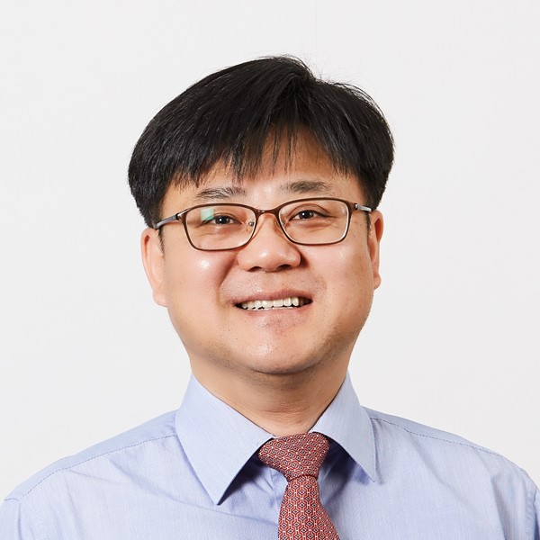 Hyeon Suk Shin